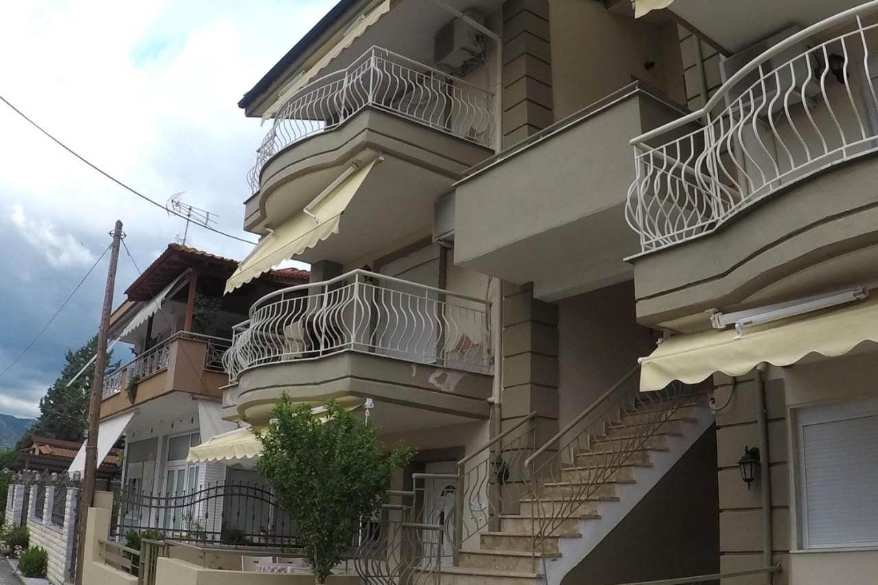 Ofrinio Central Apartments Exterior foto